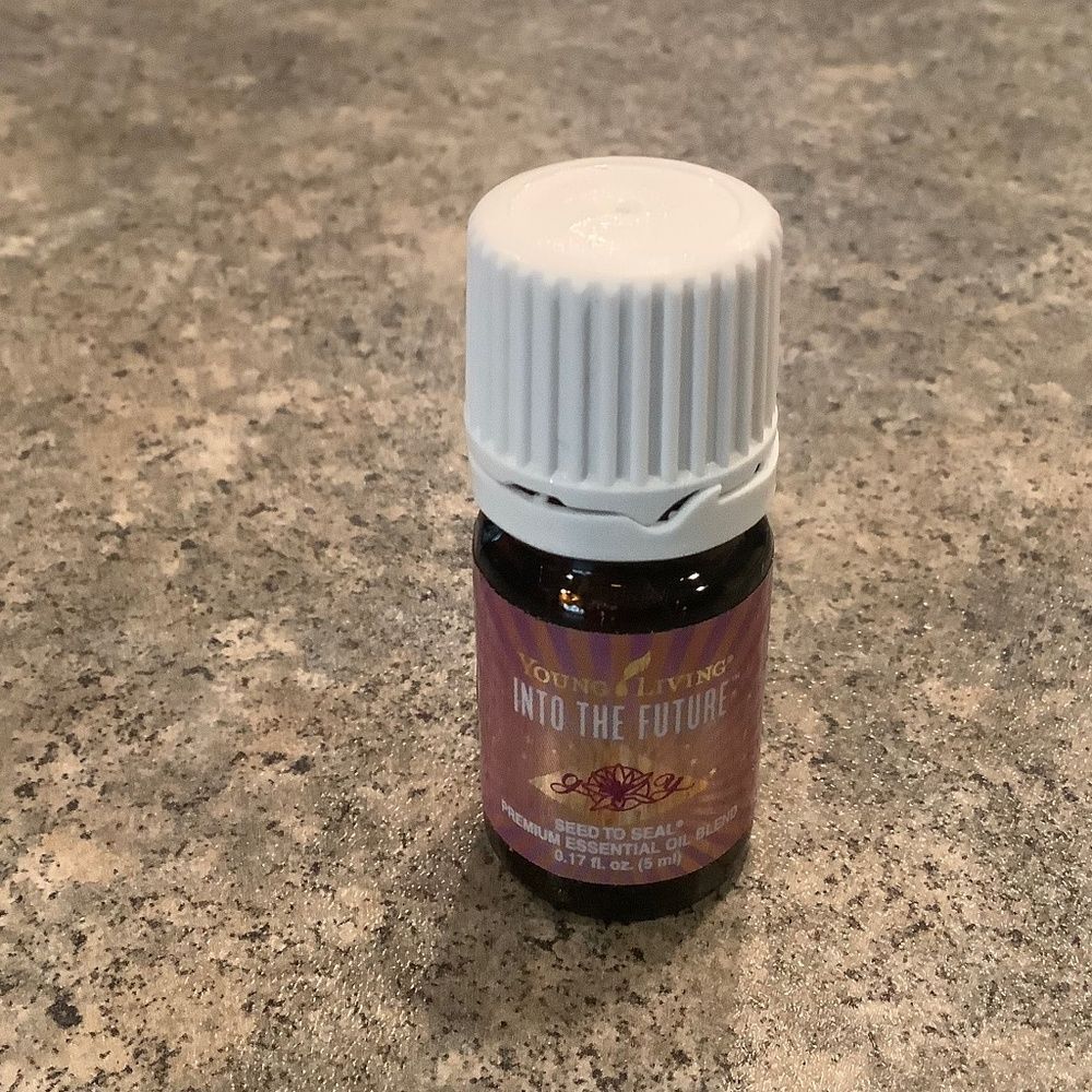 Sealed UNOPENED Young Living Into The Future essential oil blend - Picture 2 of 2